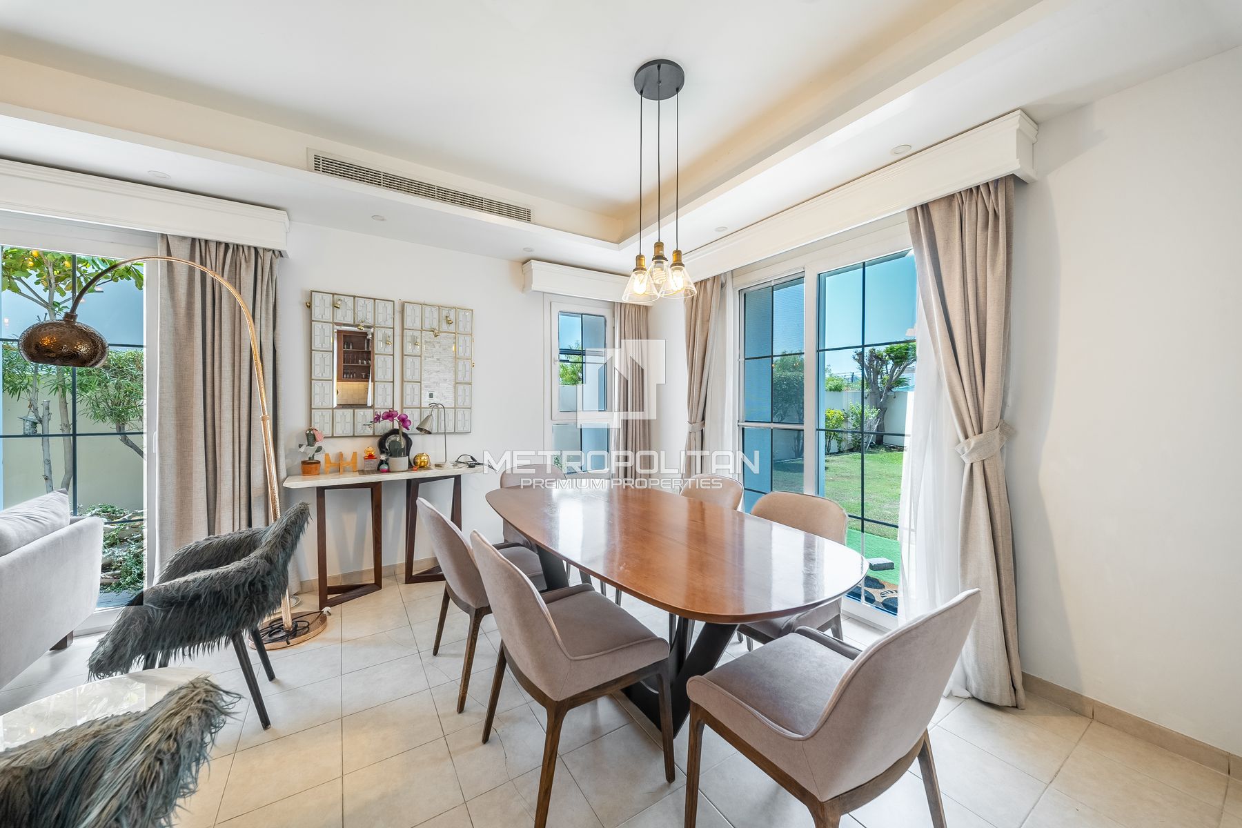 Prime Lake View | Type 3E End Unit | Single Row