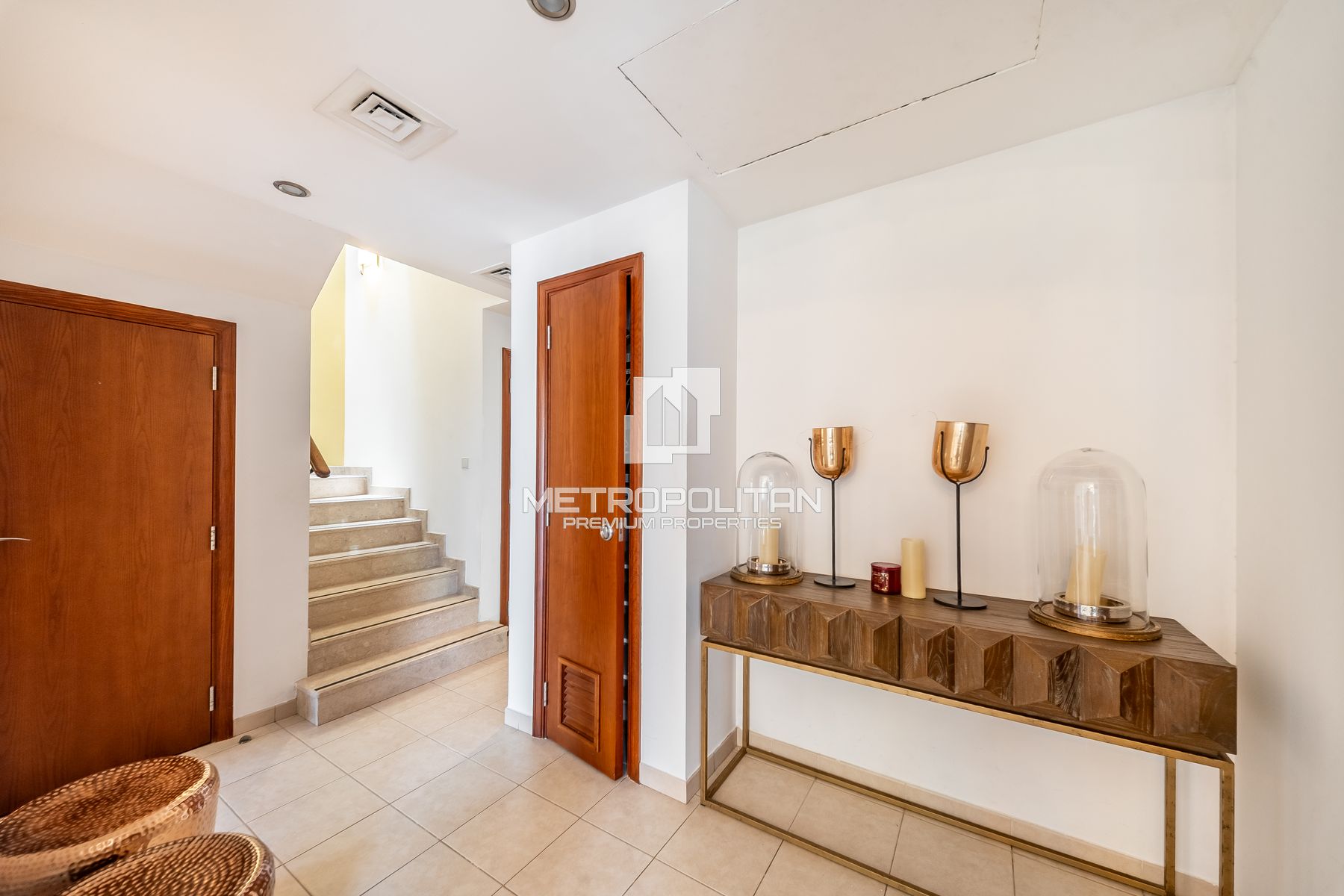 Prime Lake View | Type 3E End Unit | Single Row