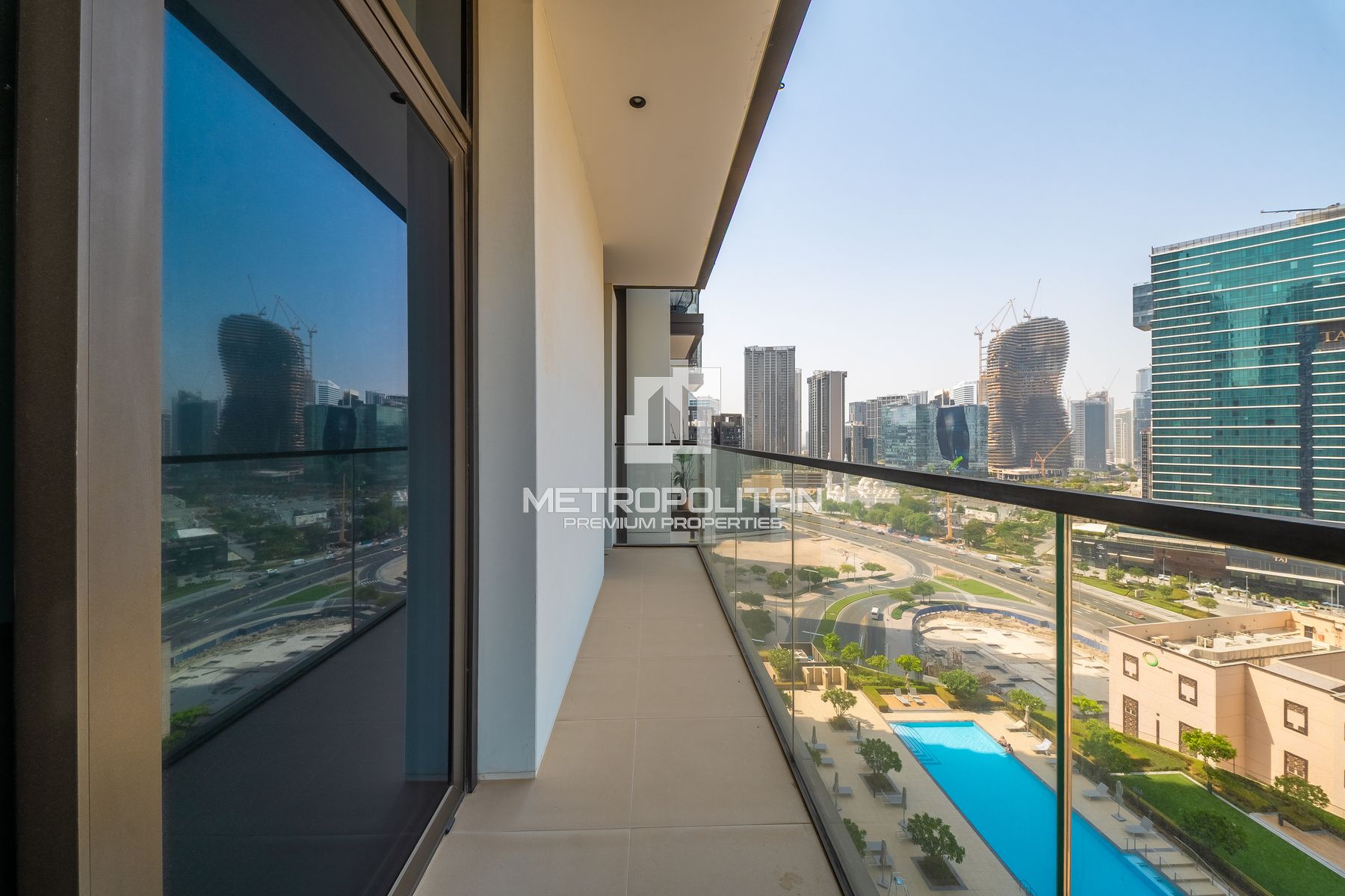 Ready To Move | Mid Floor | Close to Dubai Mall