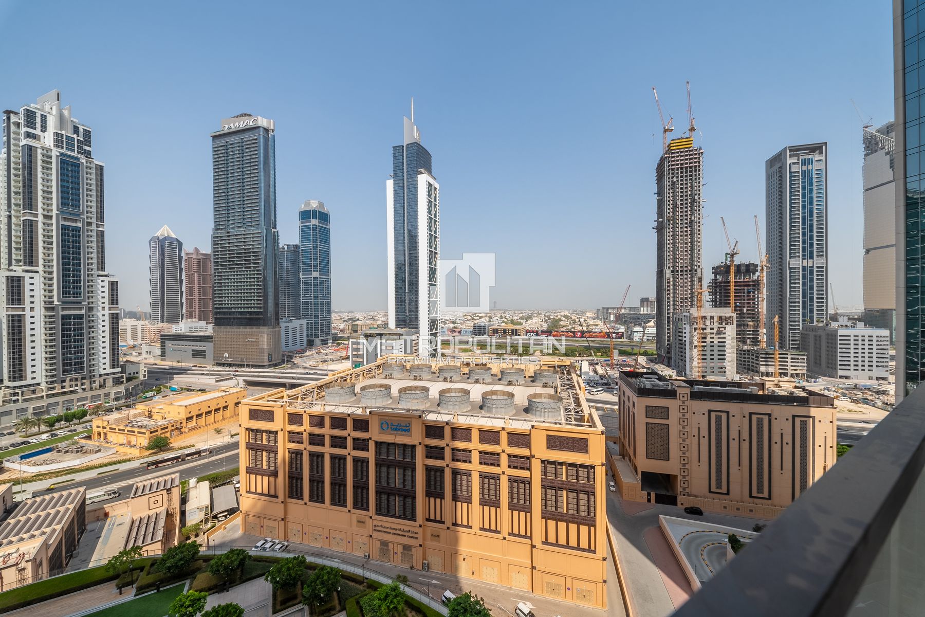 Ready To Move | Mid Floor | Close to Dubai Mall