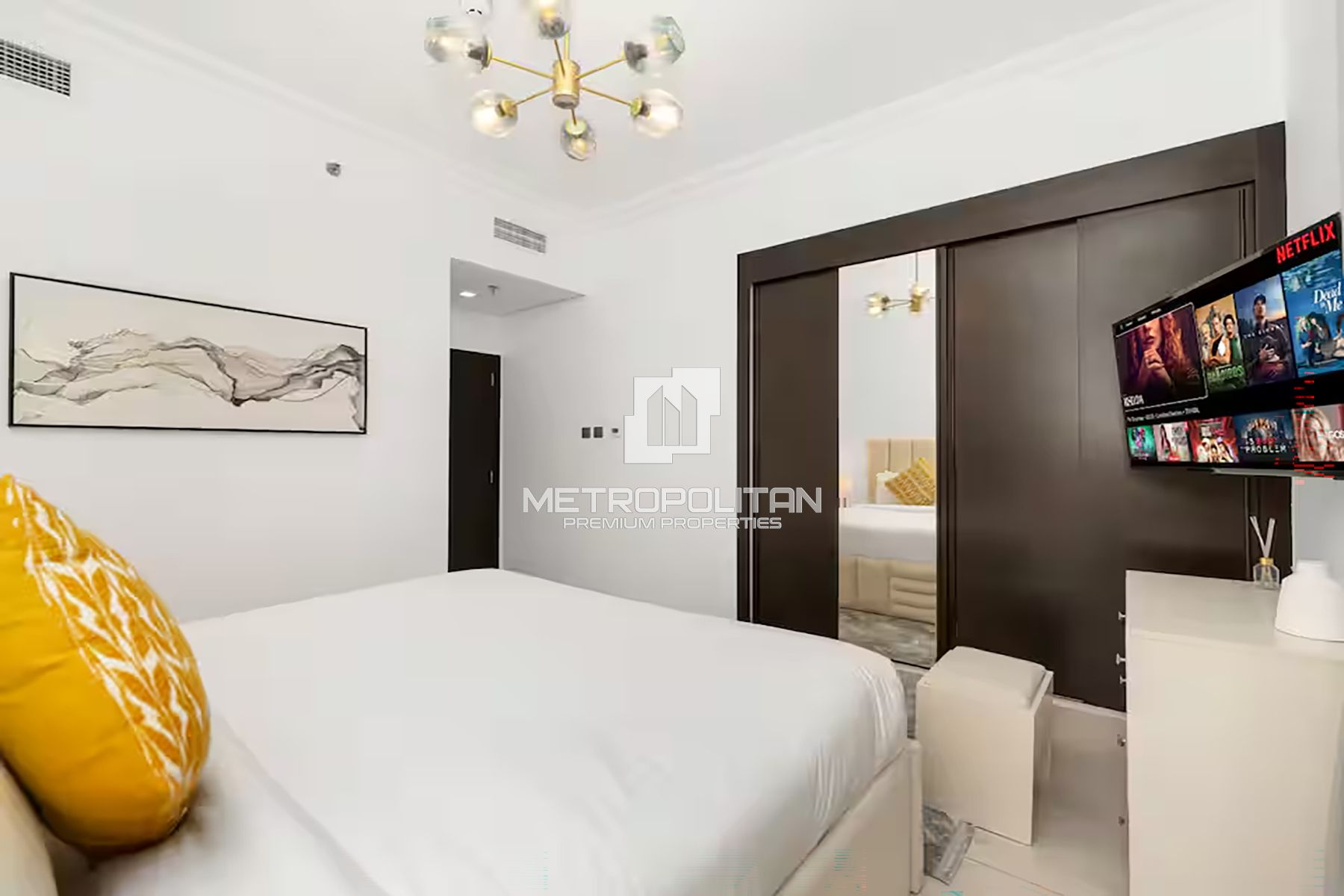 Luxury Skyline Retreat | Mall Access | High Floor