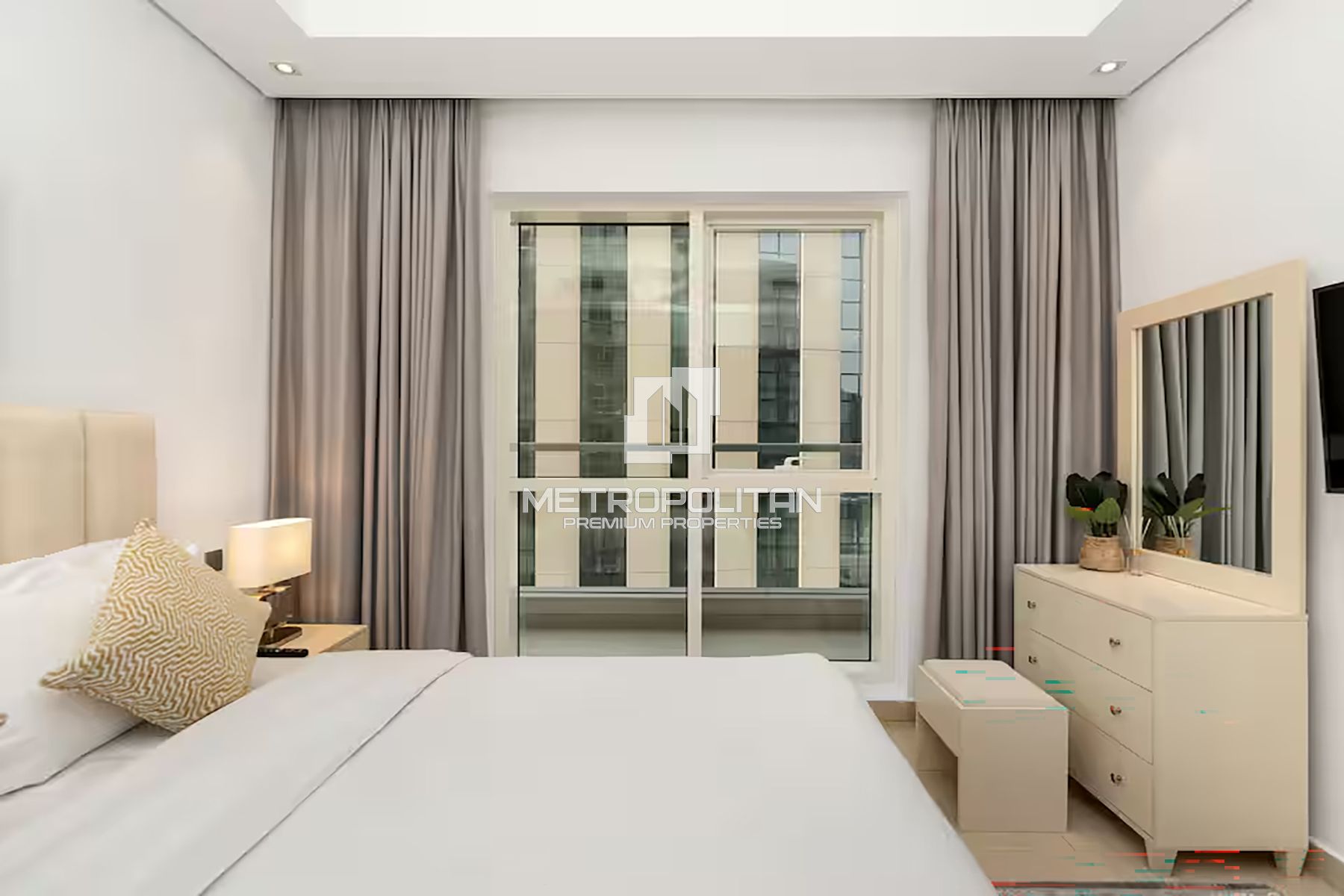 Luxury Skyline Retreat | Mall Access | High Floor