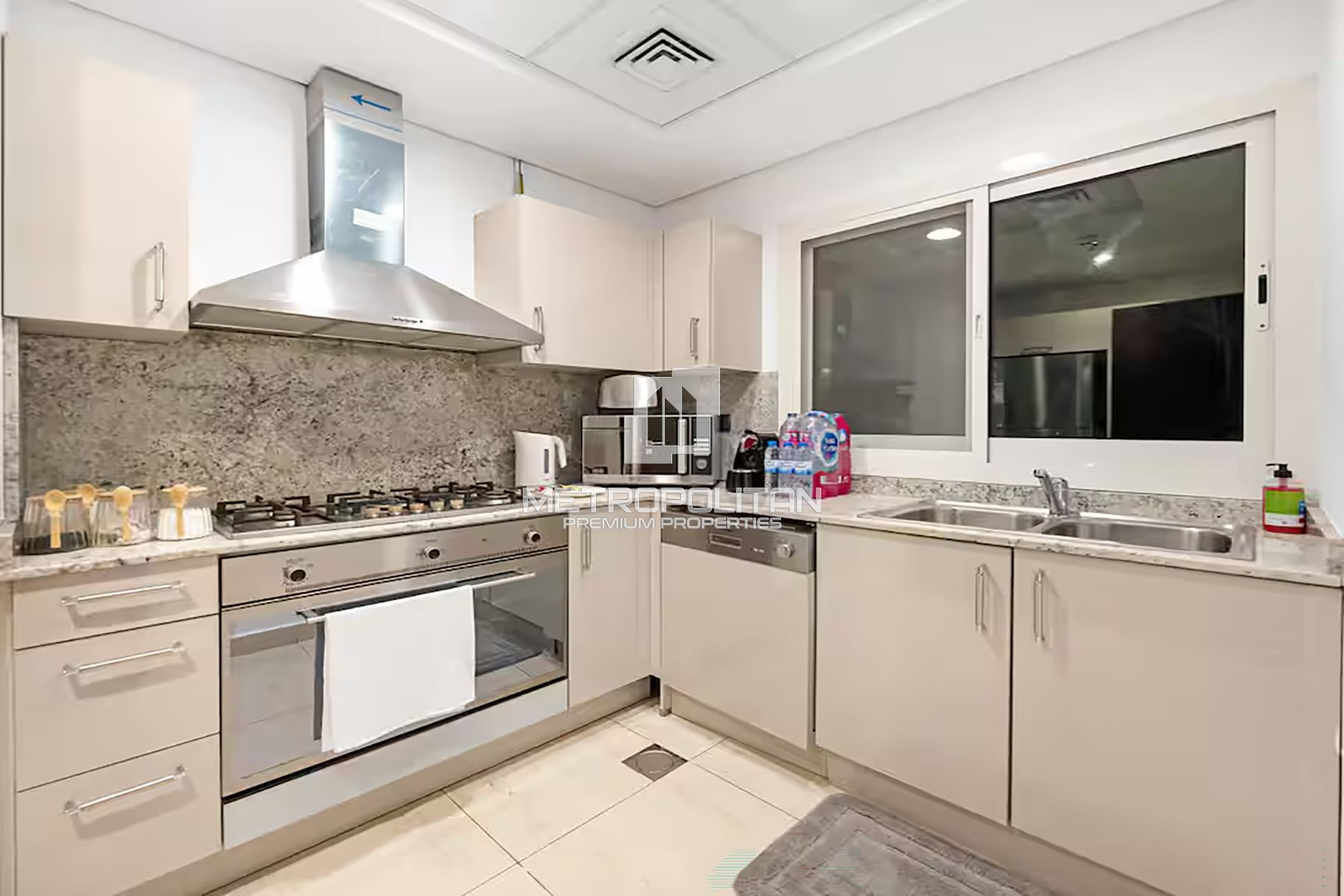 Luxury Skyline Retreat | Mall Access | High Floor