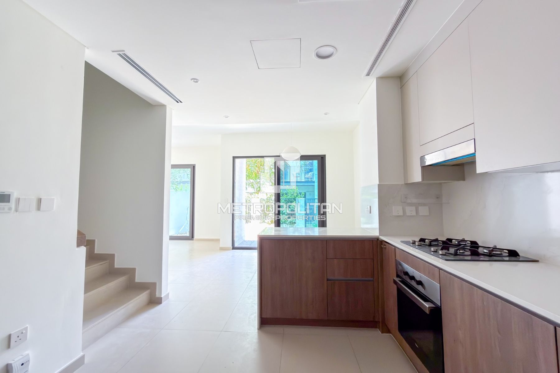 3BR with Maid's|Prime Location|Pool and Gym Nearby