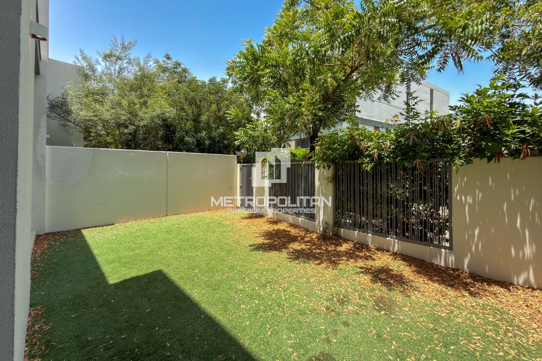 3BR with Maid's|Prime Location|Pool and Gym Nearby
