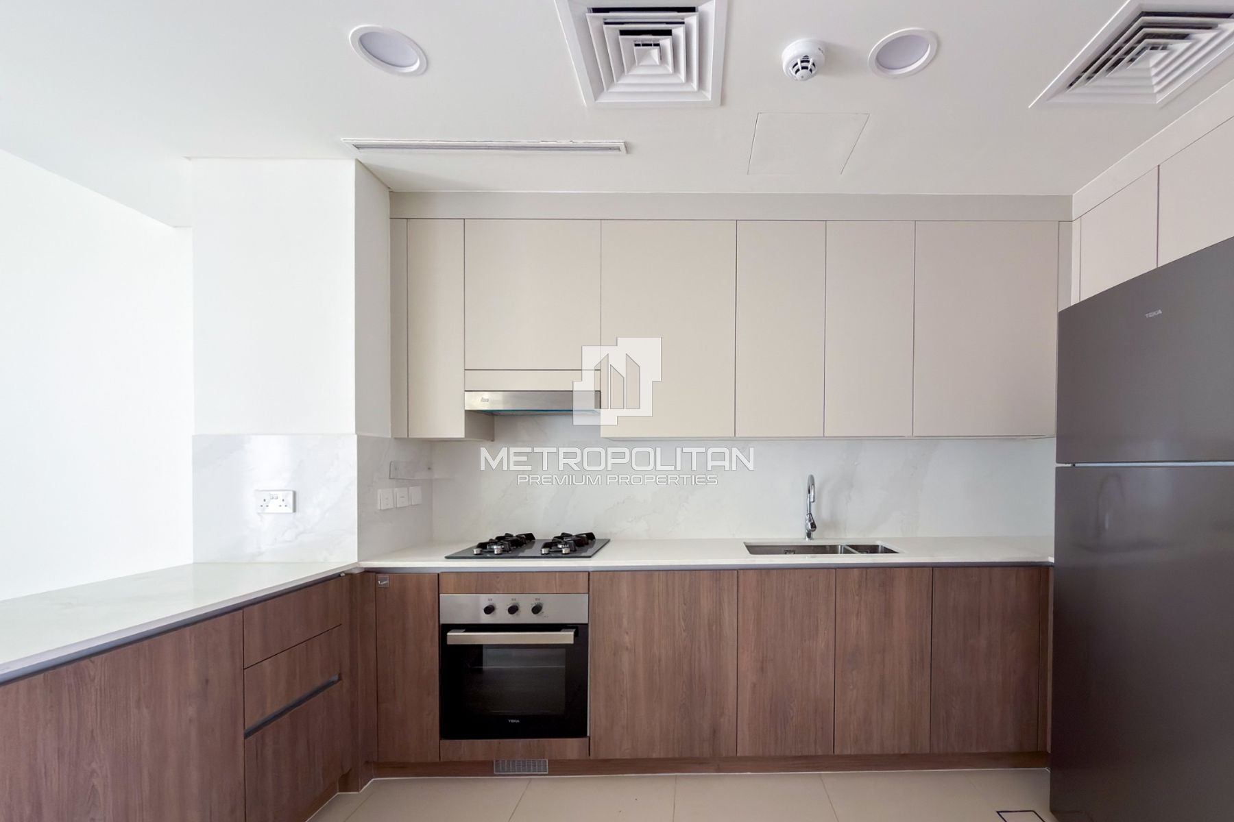 3BR with Maid's|Prime Location|Pool and Gym Nearby