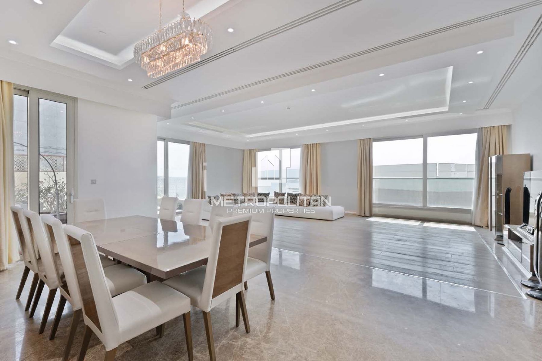 Exclusive Penthouse| Signature Residence| Sea View
