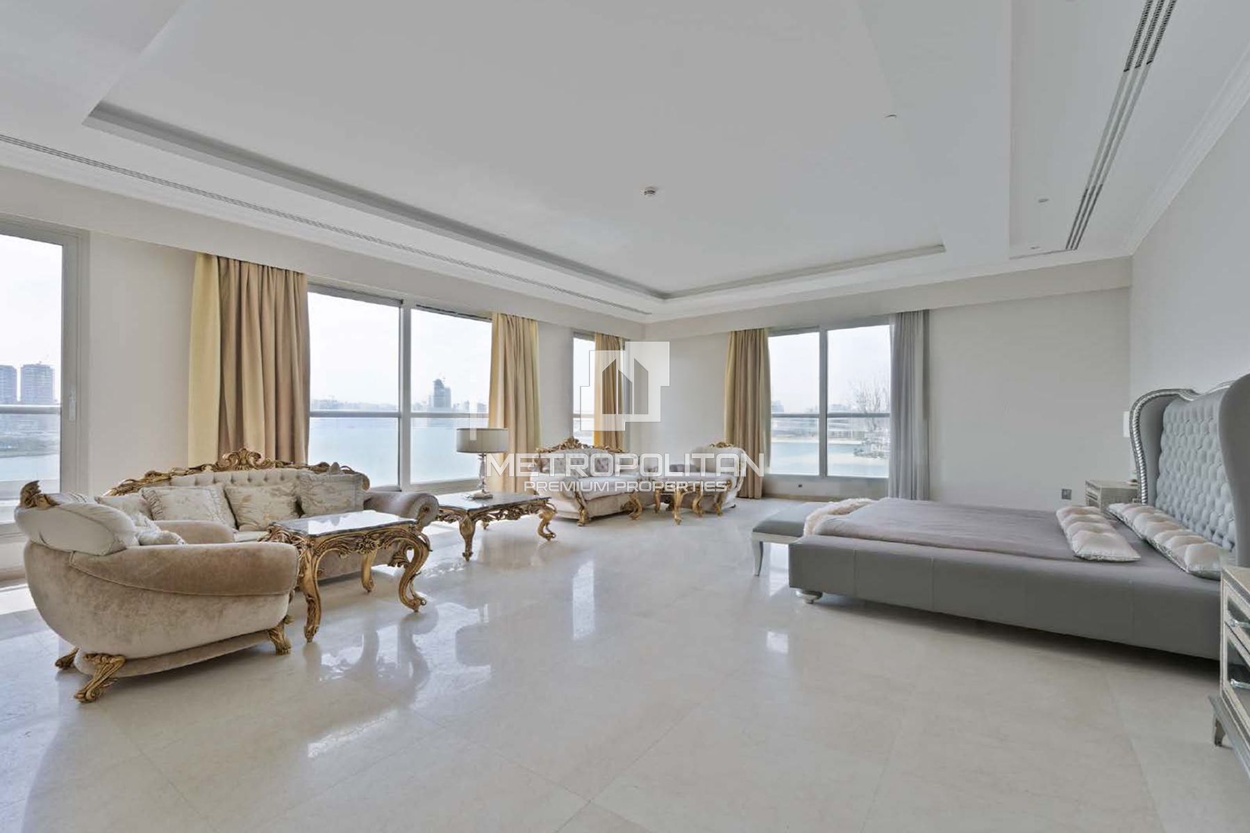 Exclusive Penthouse| Signature Residence| Sea View