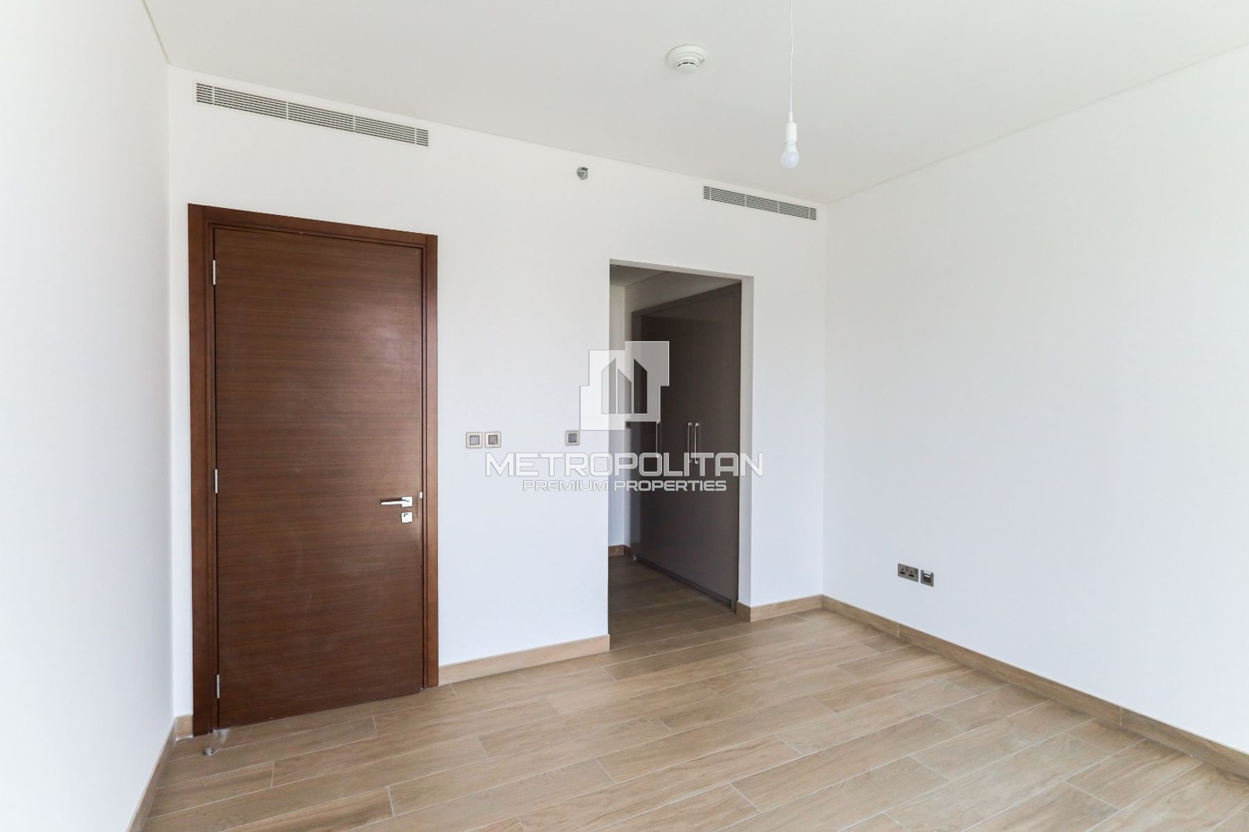 Bright & Spacious 1 BR |  Well Maintained