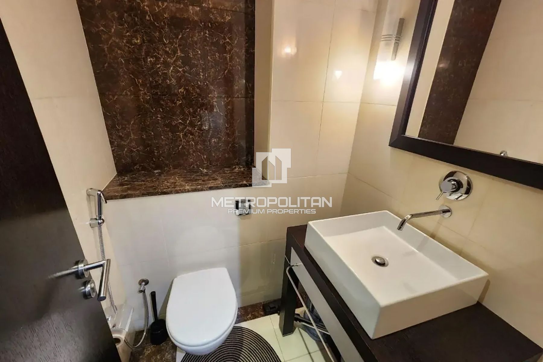 Speciuos 1 Bed I Excelened Value I Close to Metro