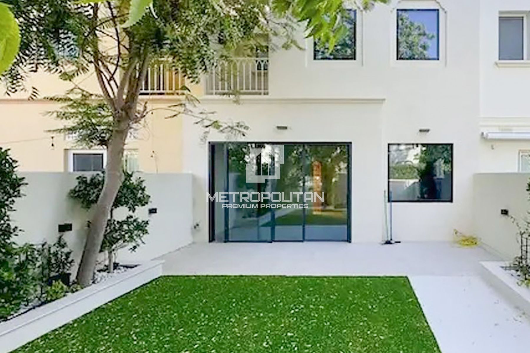 Beautifully Renovated | Vacant | Type 4M Layout