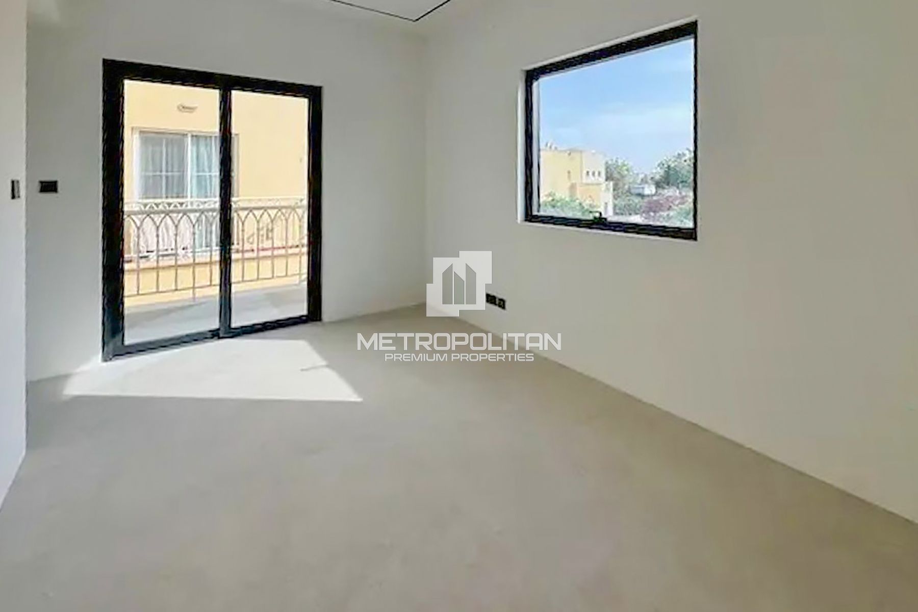 Beautifully Renovated | Vacant | Type 4M Layout