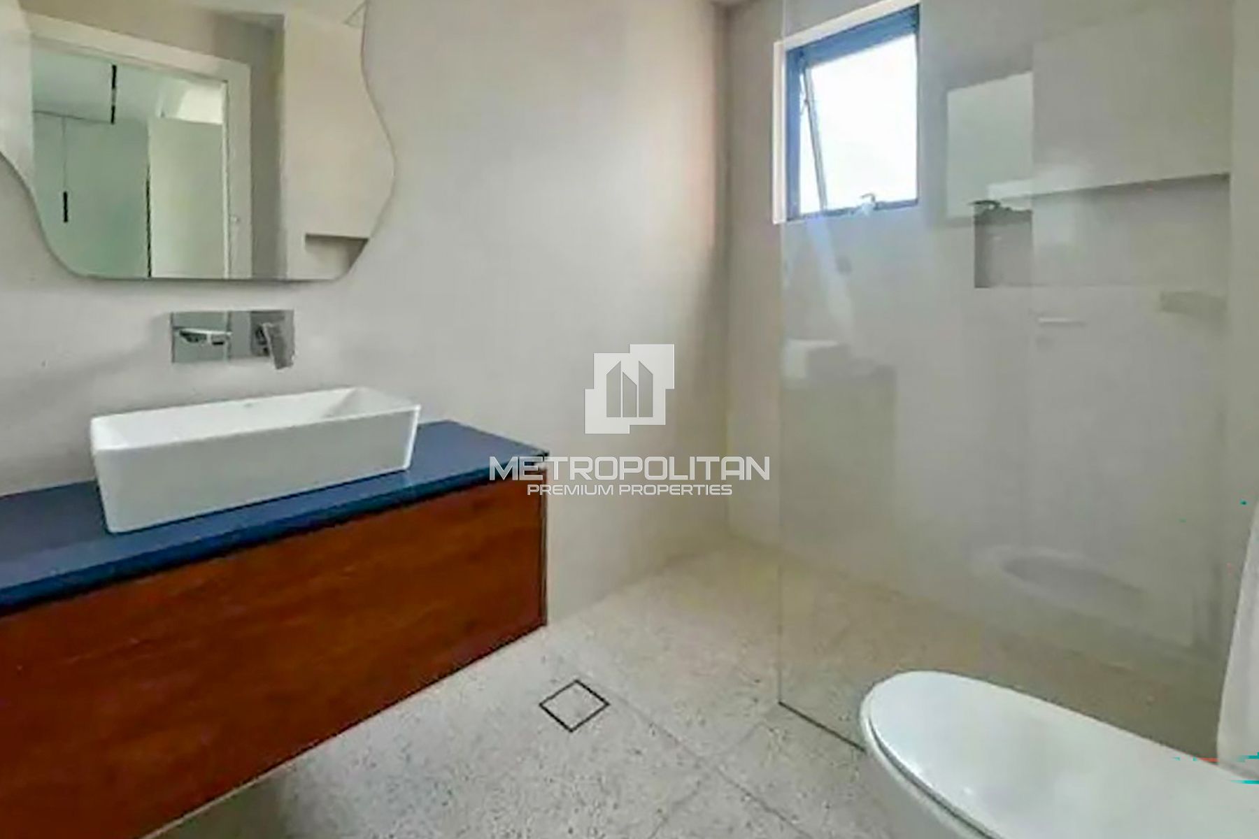 Beautifully Renovated | Vacant | Type 4M Layout