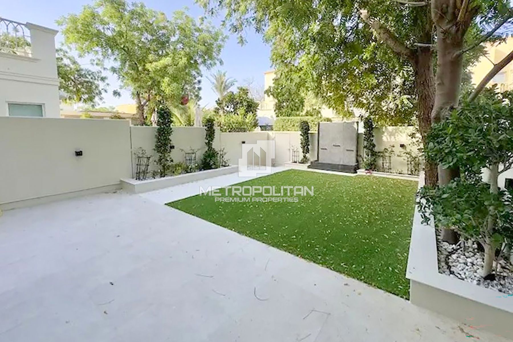 Beautifully Renovated | Vacant | Type 4M Layout