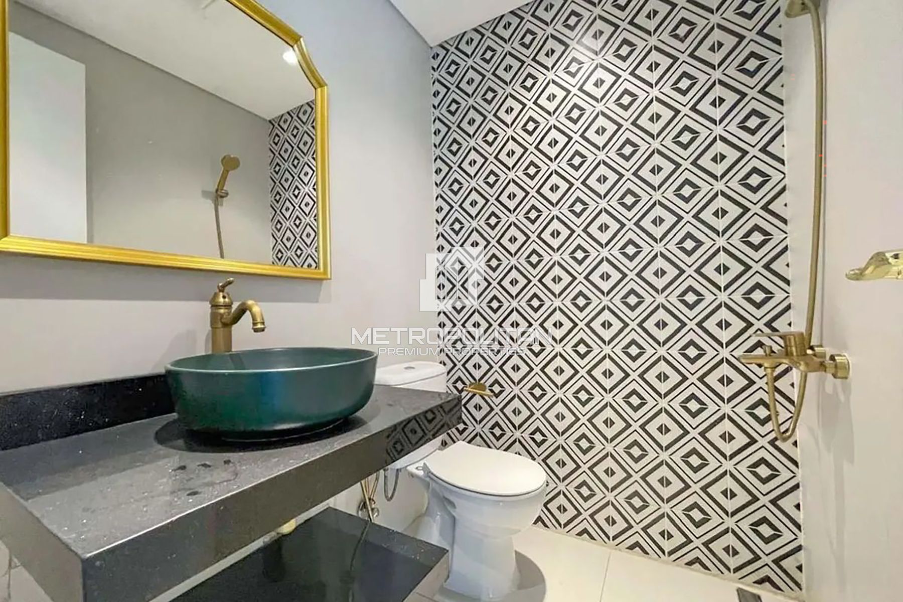 Extended Layout | Vacant | 3M | Close to Amenities