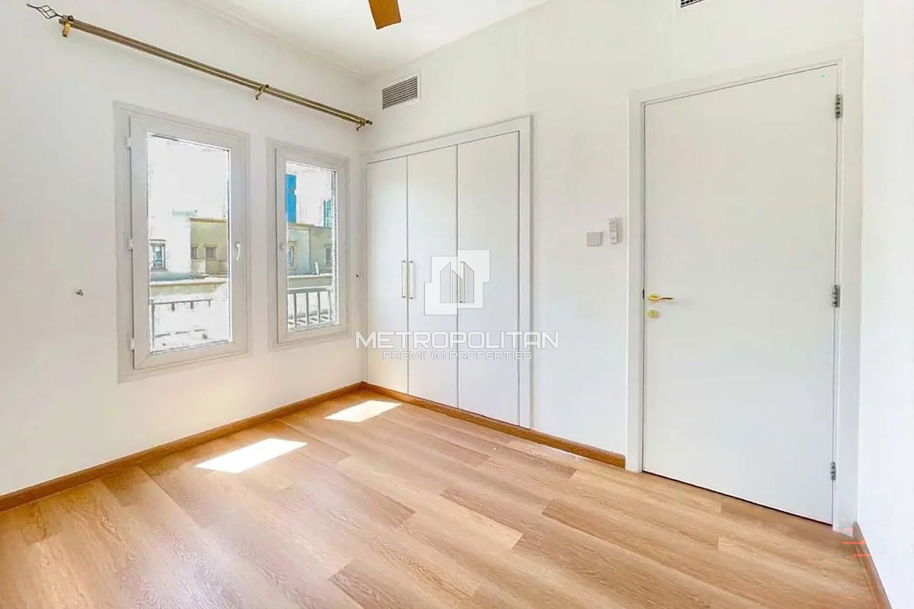 Extended Layout | Vacant | 3M | Close to Amenities