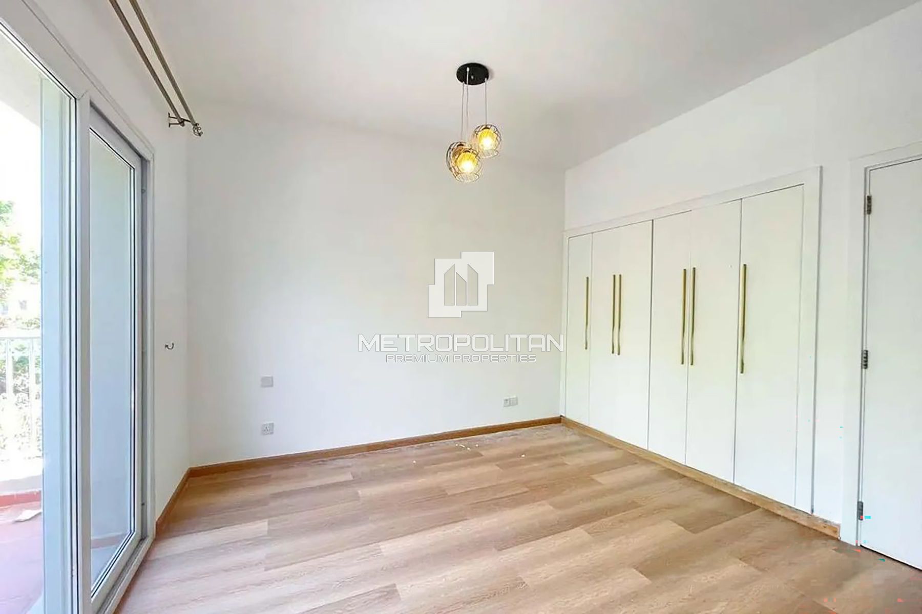 Extended Layout | Vacant | 3M | Close to Amenities