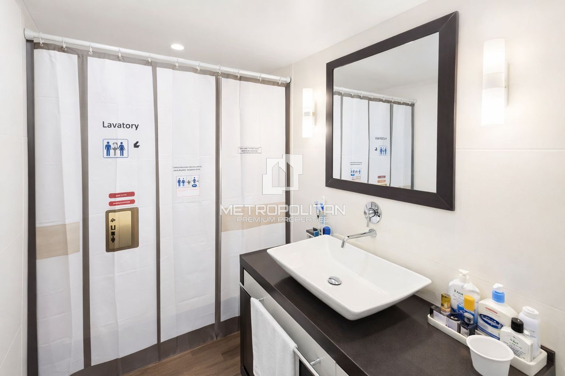 Spacious 1-Bed I Semi Furnished I Marina Views