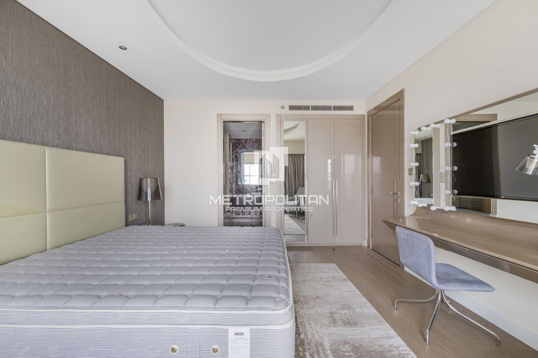 Biggest Layout | Burj Khalifa View | Vacant Now