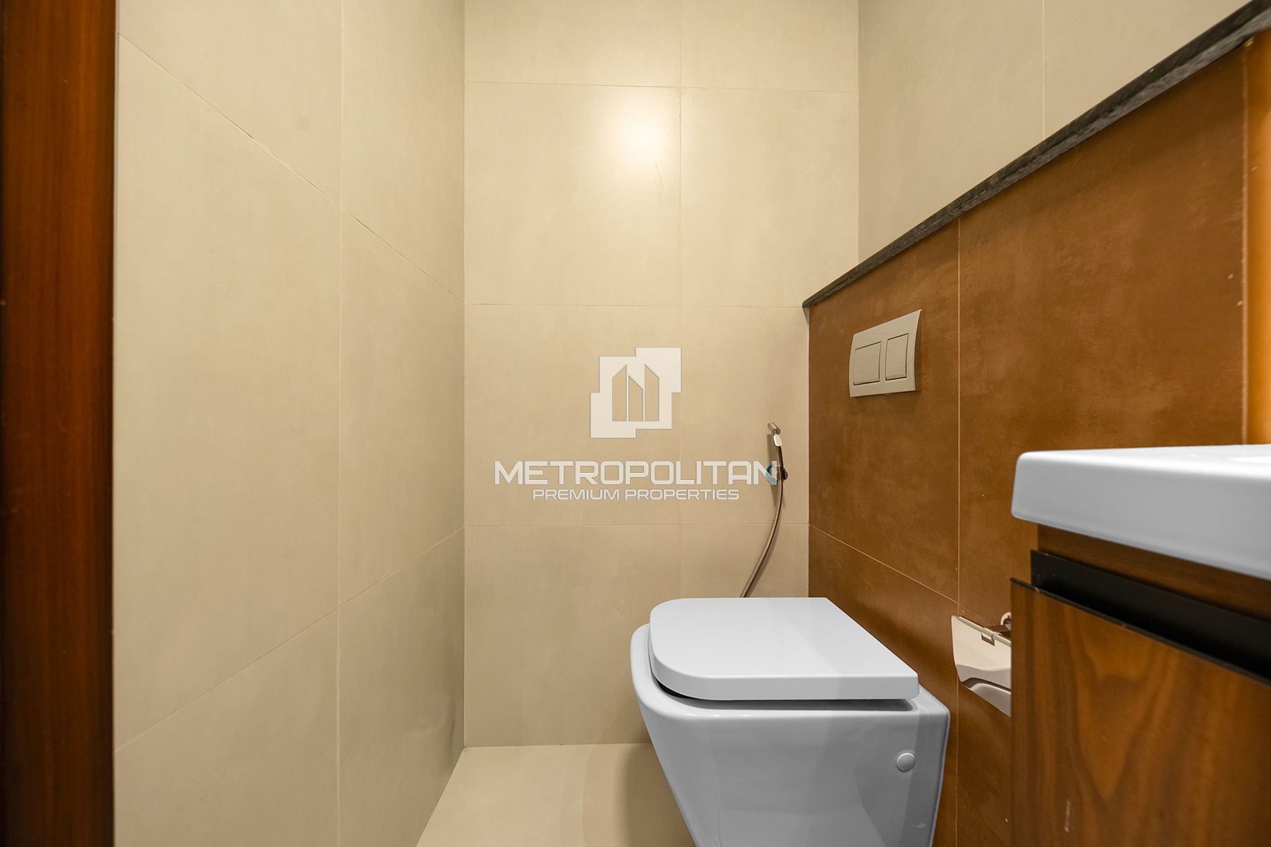Bright Residence | Furnished | Great Rental
