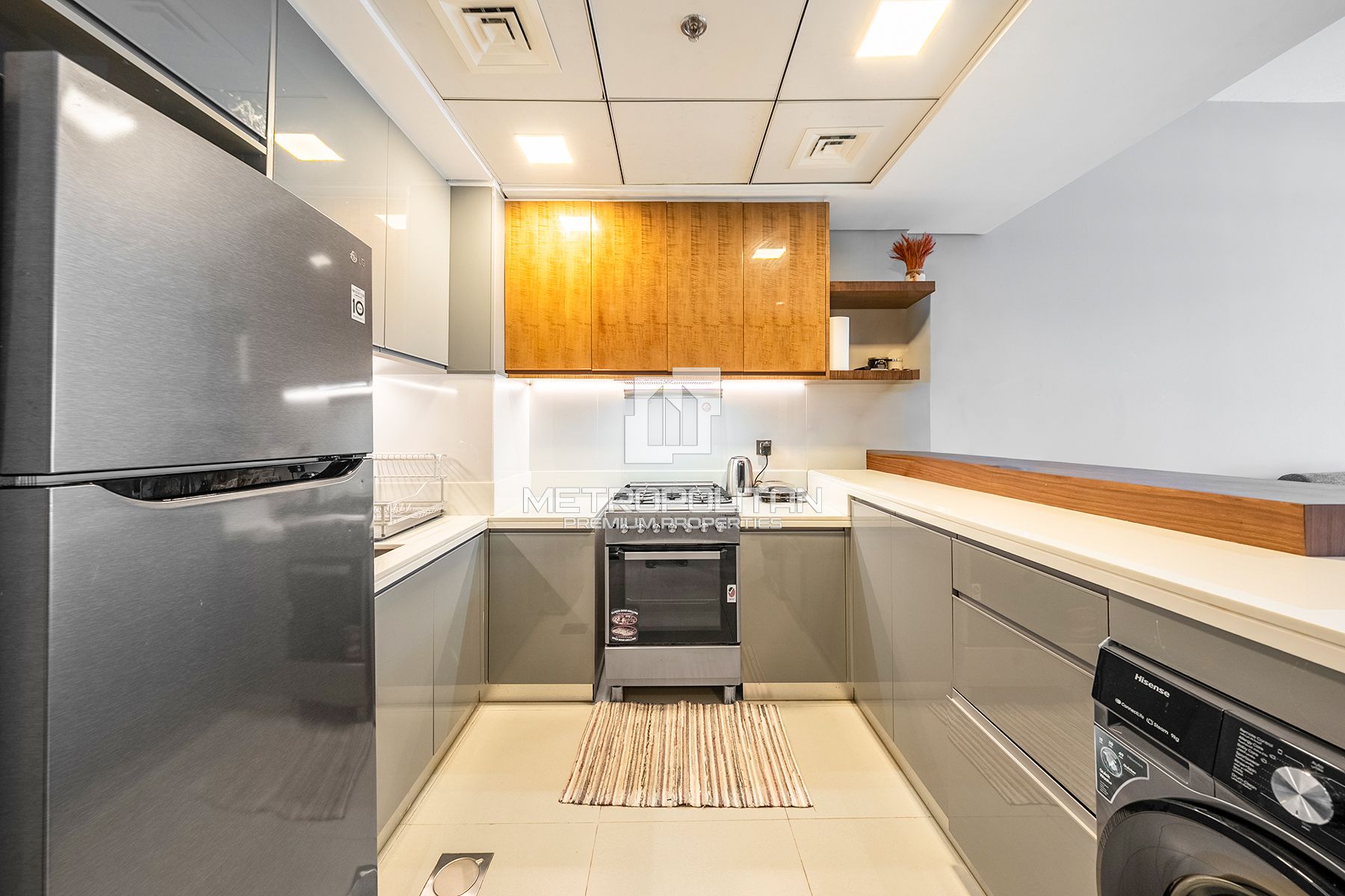 Bright Residence | Furnished | Great Rental