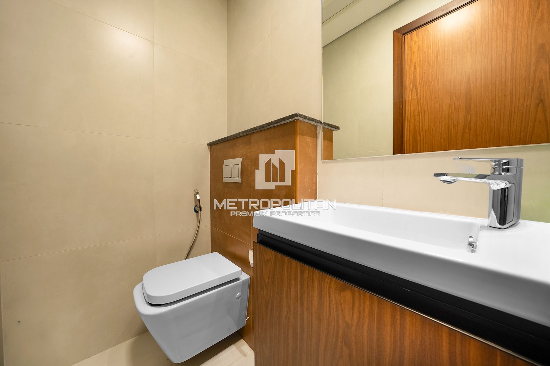 Bright Residence | Furnished | Great Rental