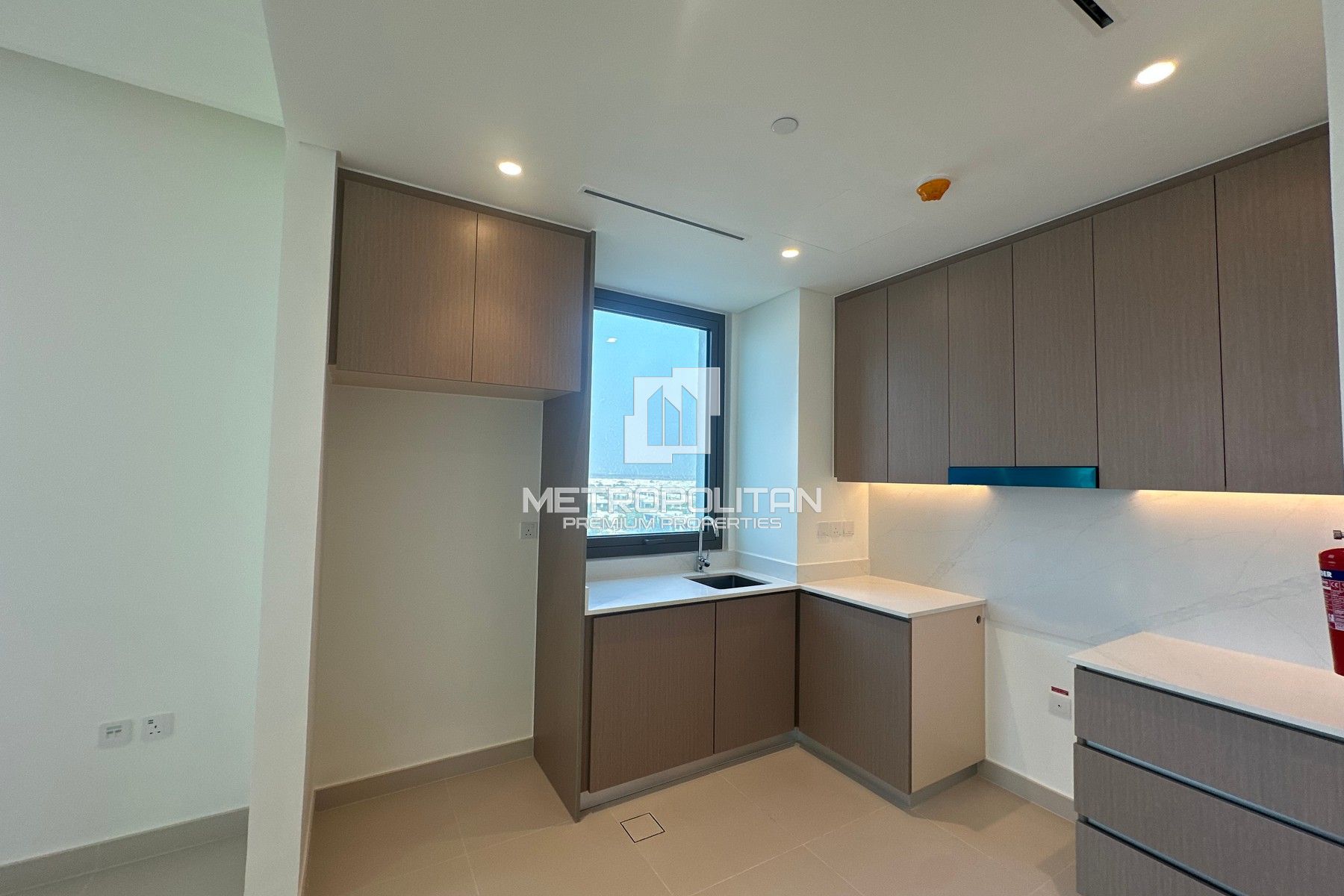 Corner Unit | Brand New | Villa View | Great Price
