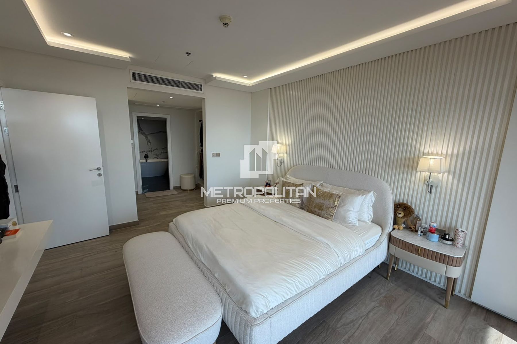 Highly Upgraded | Resort Living | Huge Layout