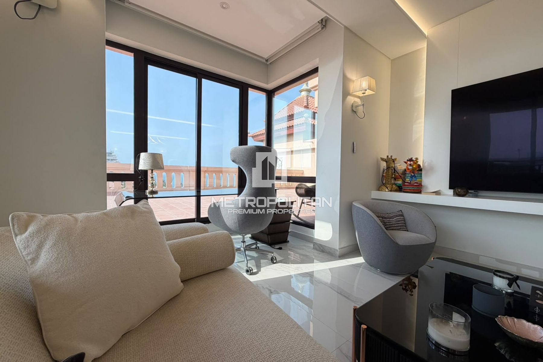 Highly Upgraded | Resort Living | Huge Layout