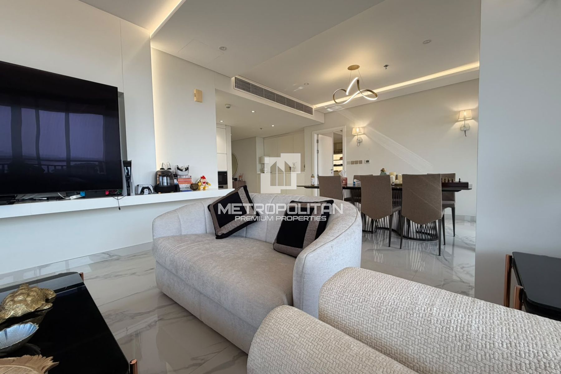 Highly Upgraded | Resort Living | Huge Layout