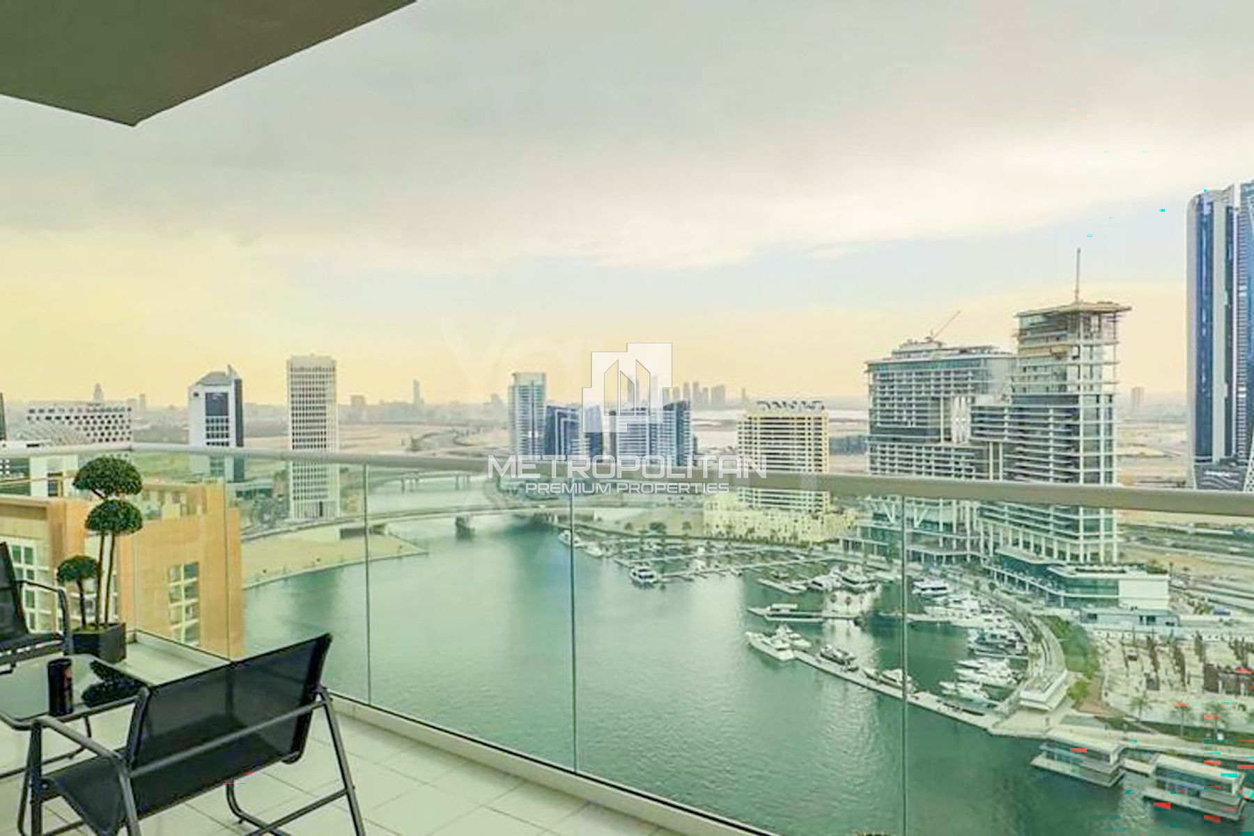 شقة للإيجار في Reva Residences، Business Bay - MPR-10701