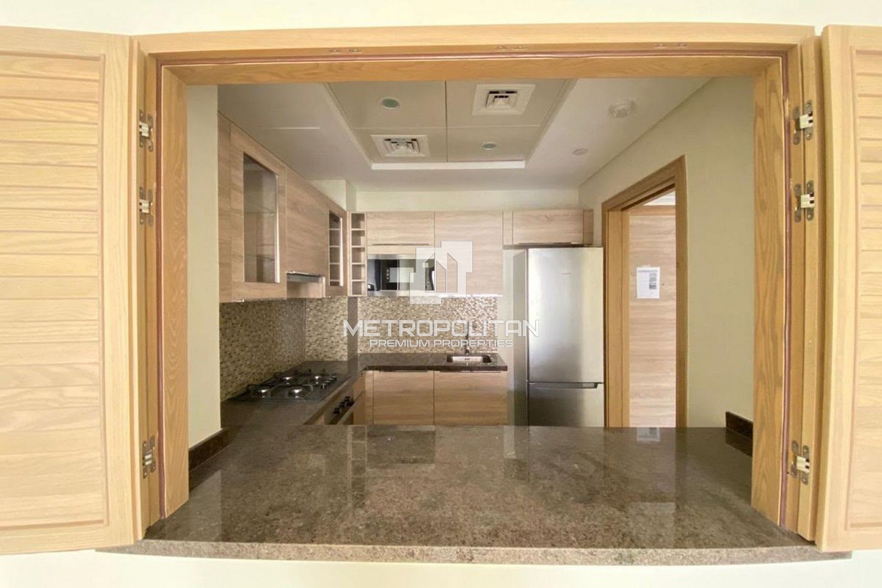Spacious 1BR + Study |Unfurnished| Up to 4 Cheques