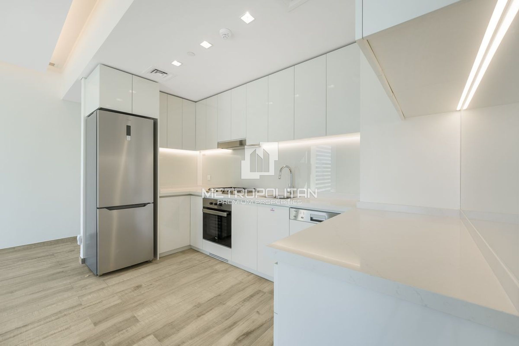 High Floor | Unfurnished | Vacant end of September