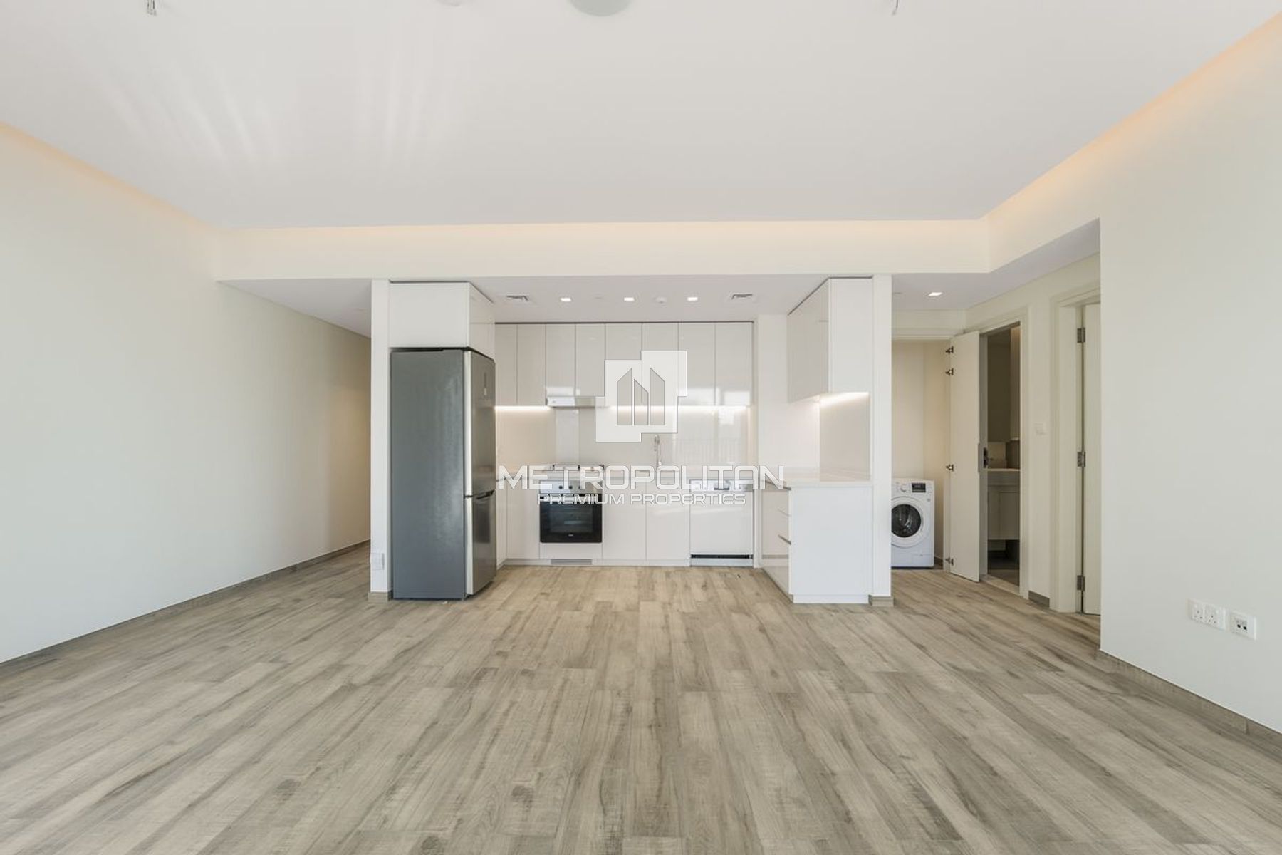 High Floor | Unfurnished | Vacant end of September