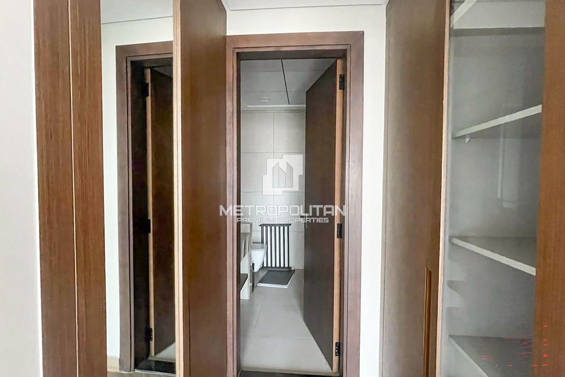Ready to move | Mid floor | Great community