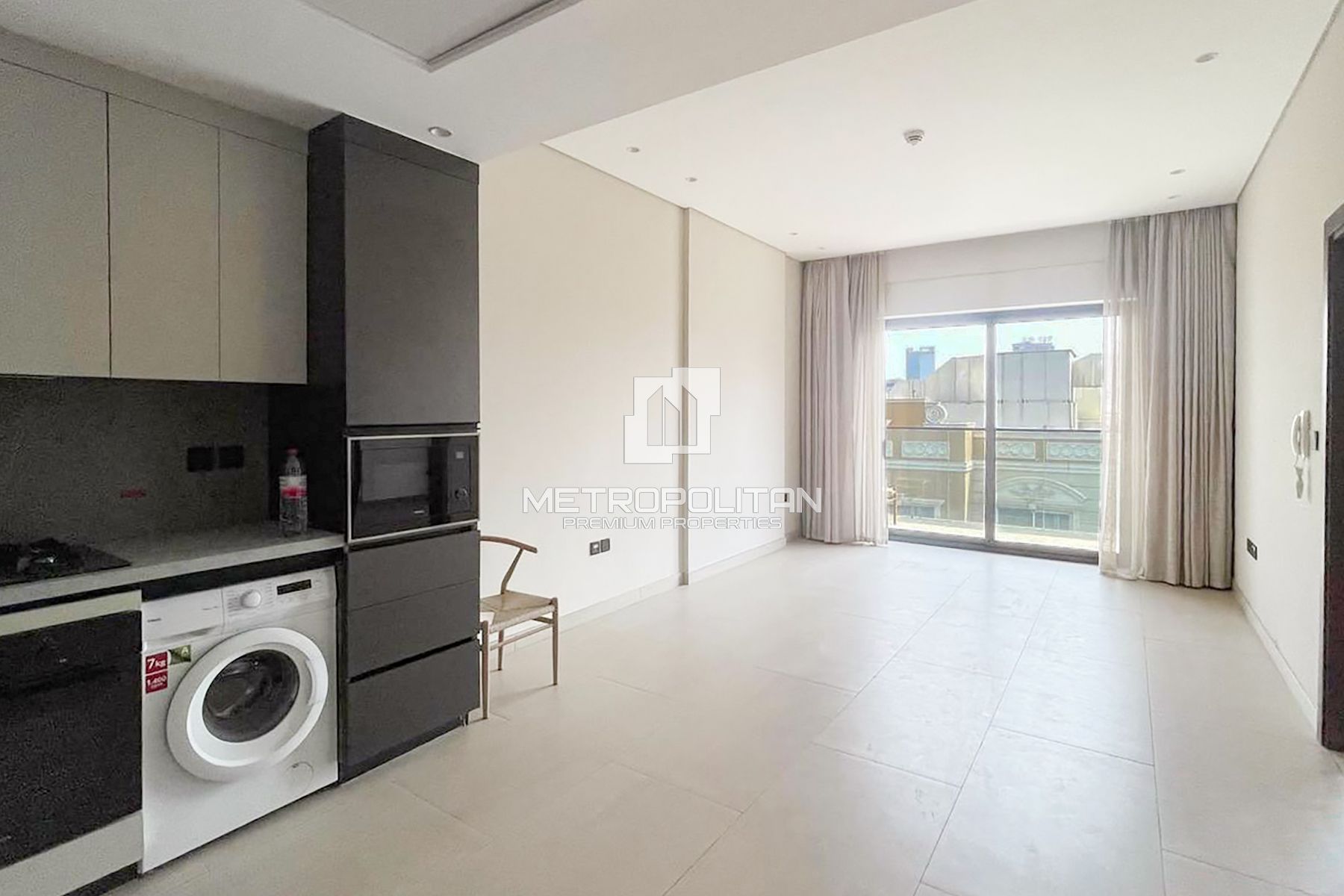 Ready to move | Mid floor | Great community