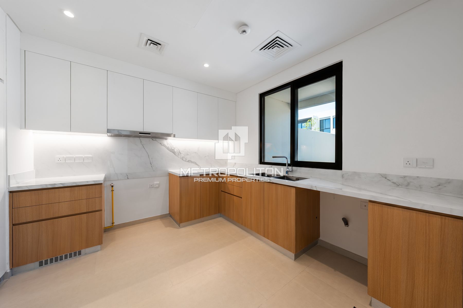 Single Row | Close to Park | Brand New | Vacant