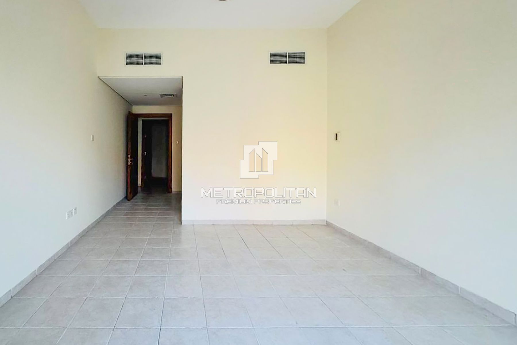 Vacant | Family Building | Community View