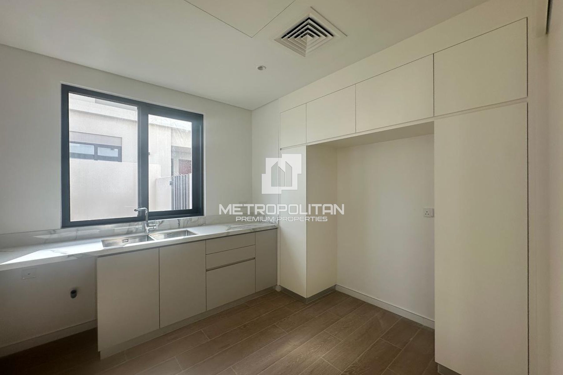 Corner Unit | Ready to Move In | Type B2