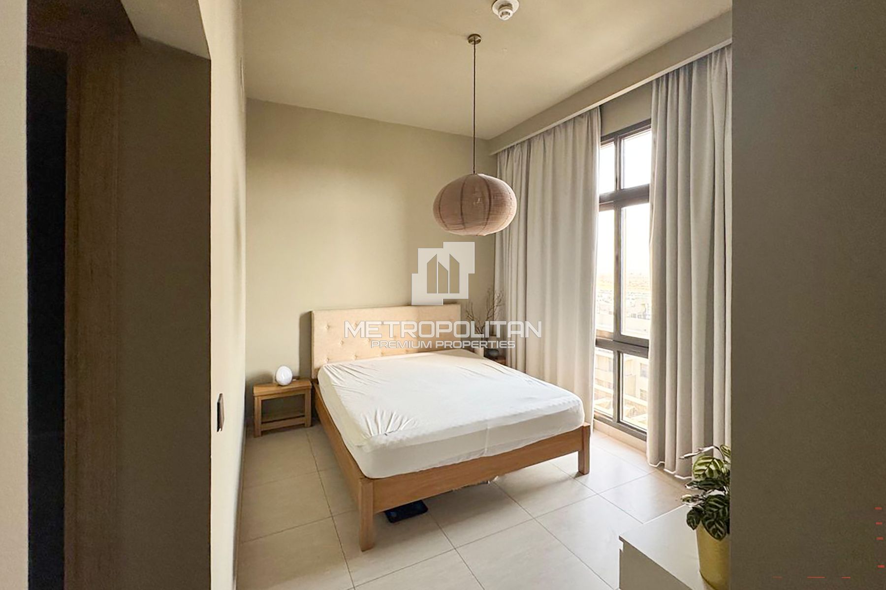 Premium Furnishing | Bright | Spacious Layout