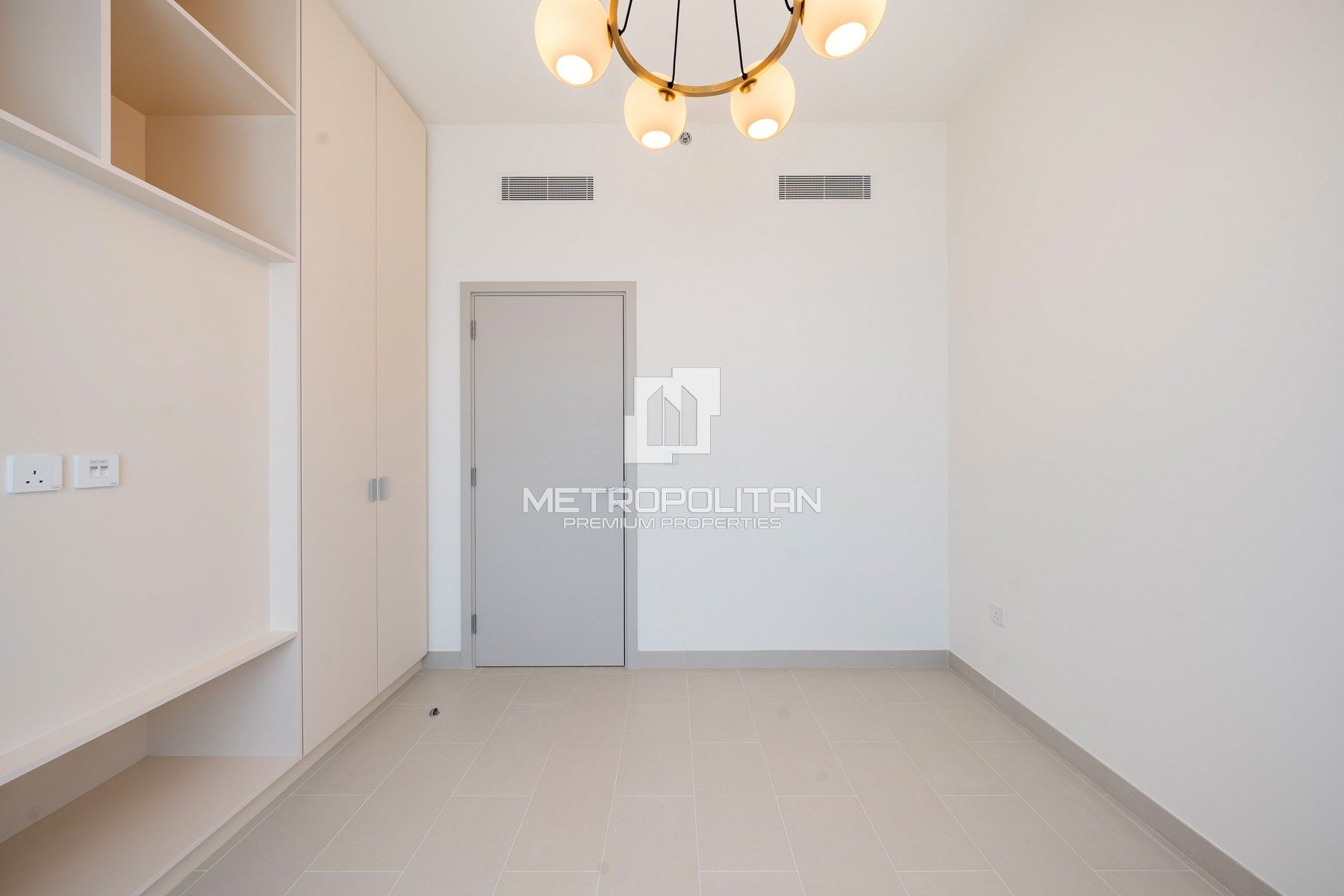 Panoramic Park View | Furnished | Customizable