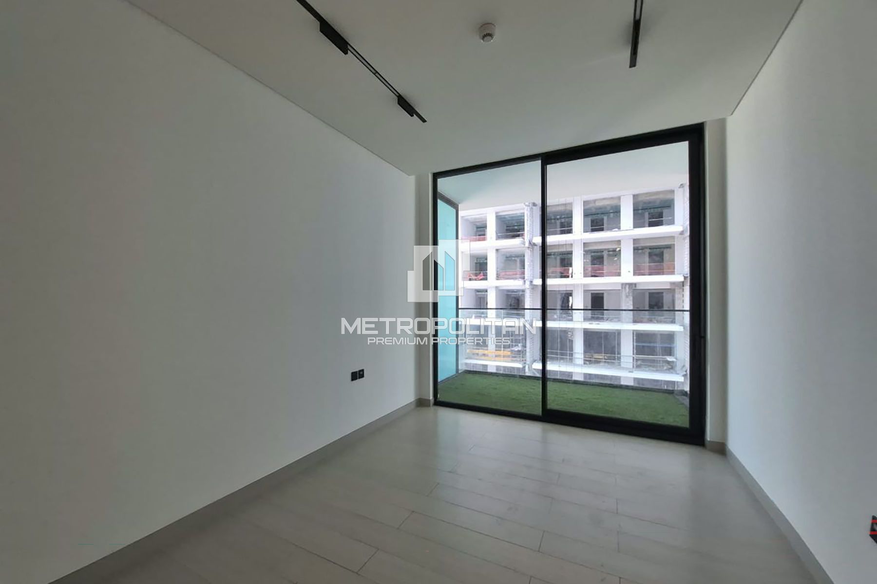 Studio Apartment for Rent in Binghatti Azure, Jumeirah Village Circle - MPR-10761