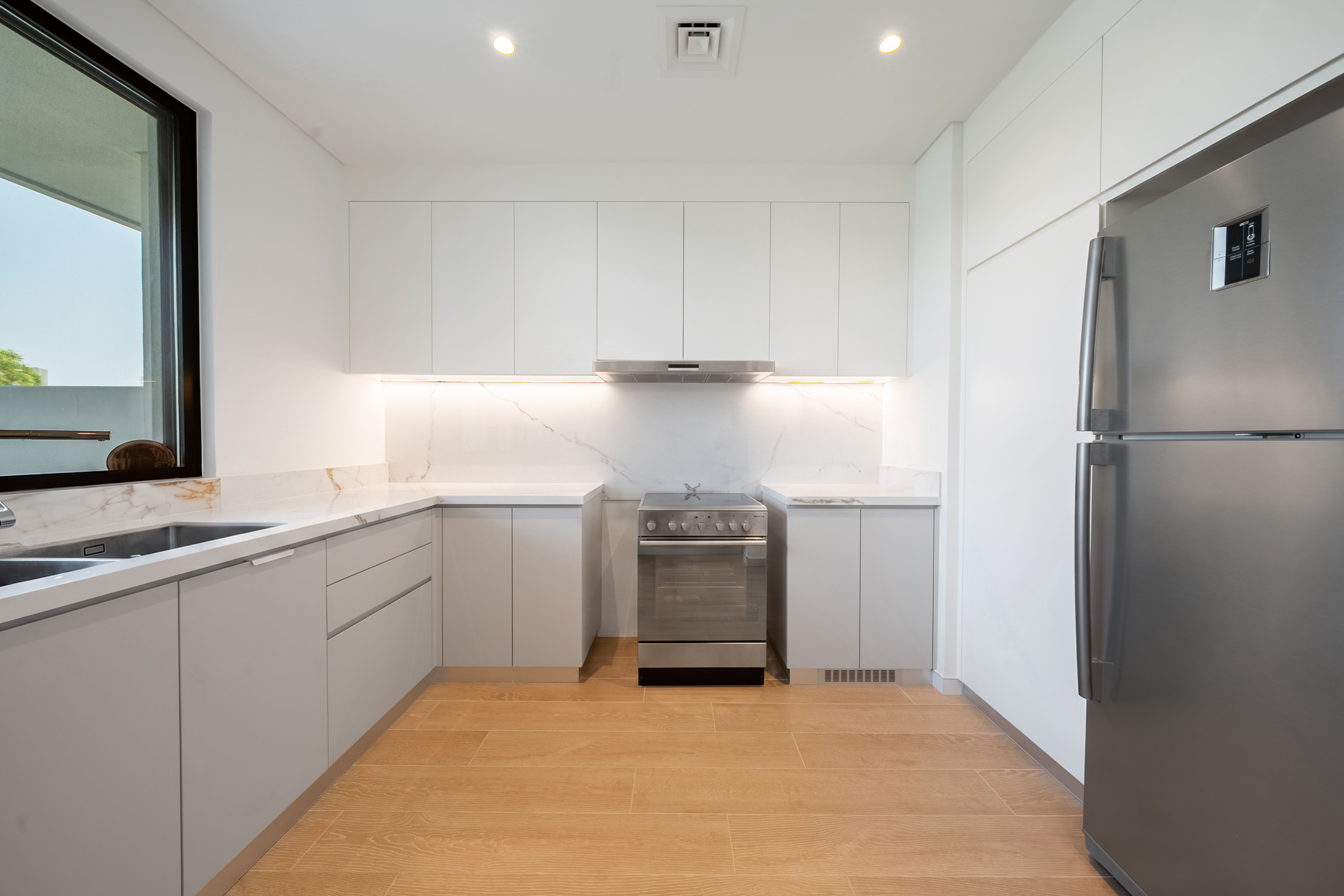 Spacious 3BR Townhouse | Middle Unit | Single Row