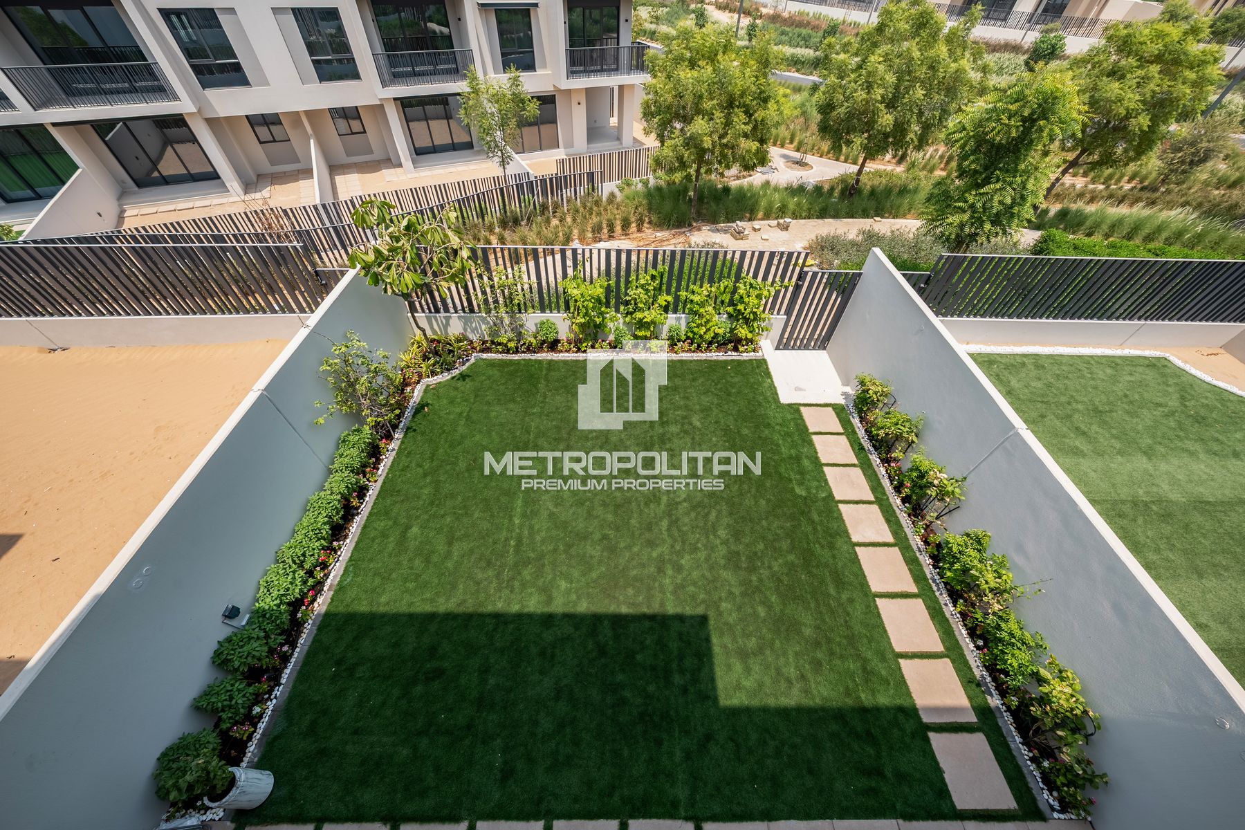 Spacious 3BR Townhouse | Middle Unit | Single Row