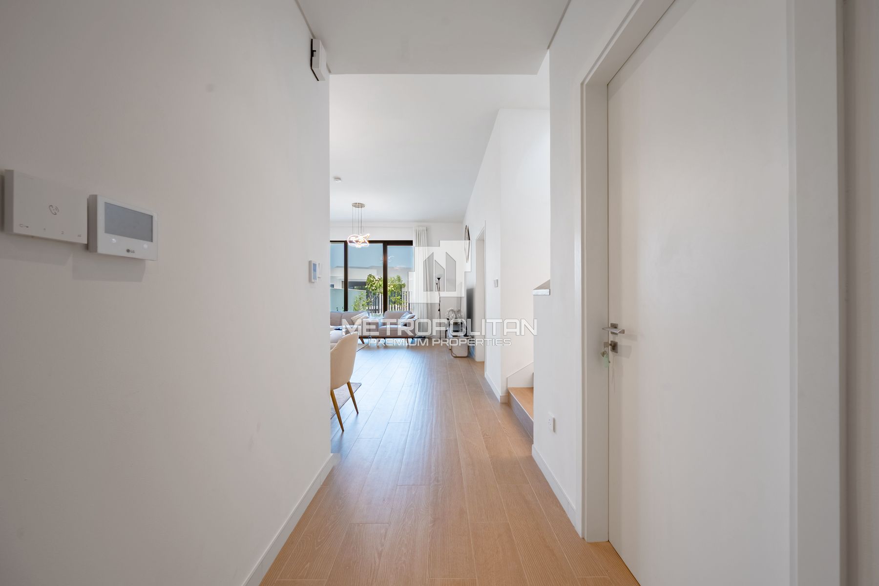 Spacious 3BR Townhouse | Middle Unit | Single Row