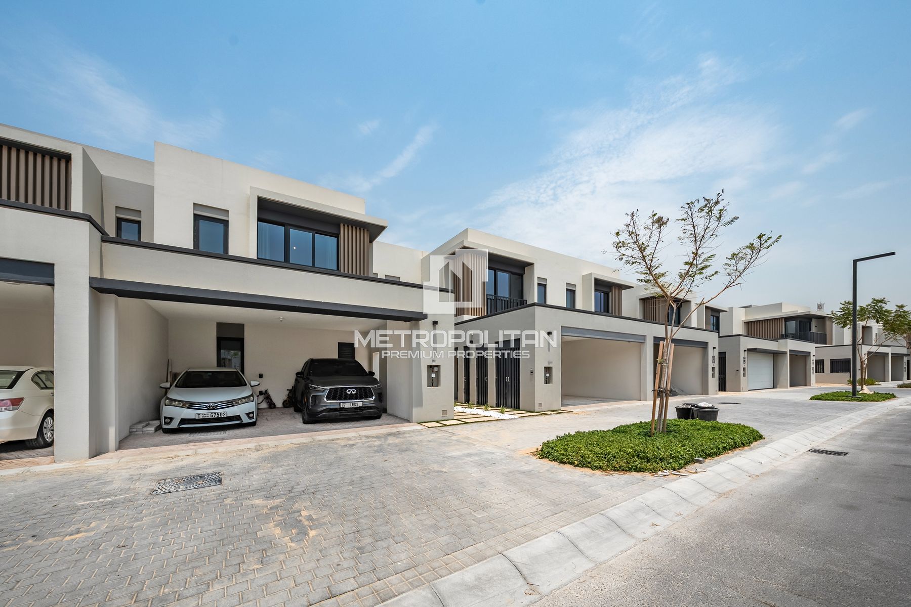 Spacious 3BR Townhouse | Middle Unit | Single Row