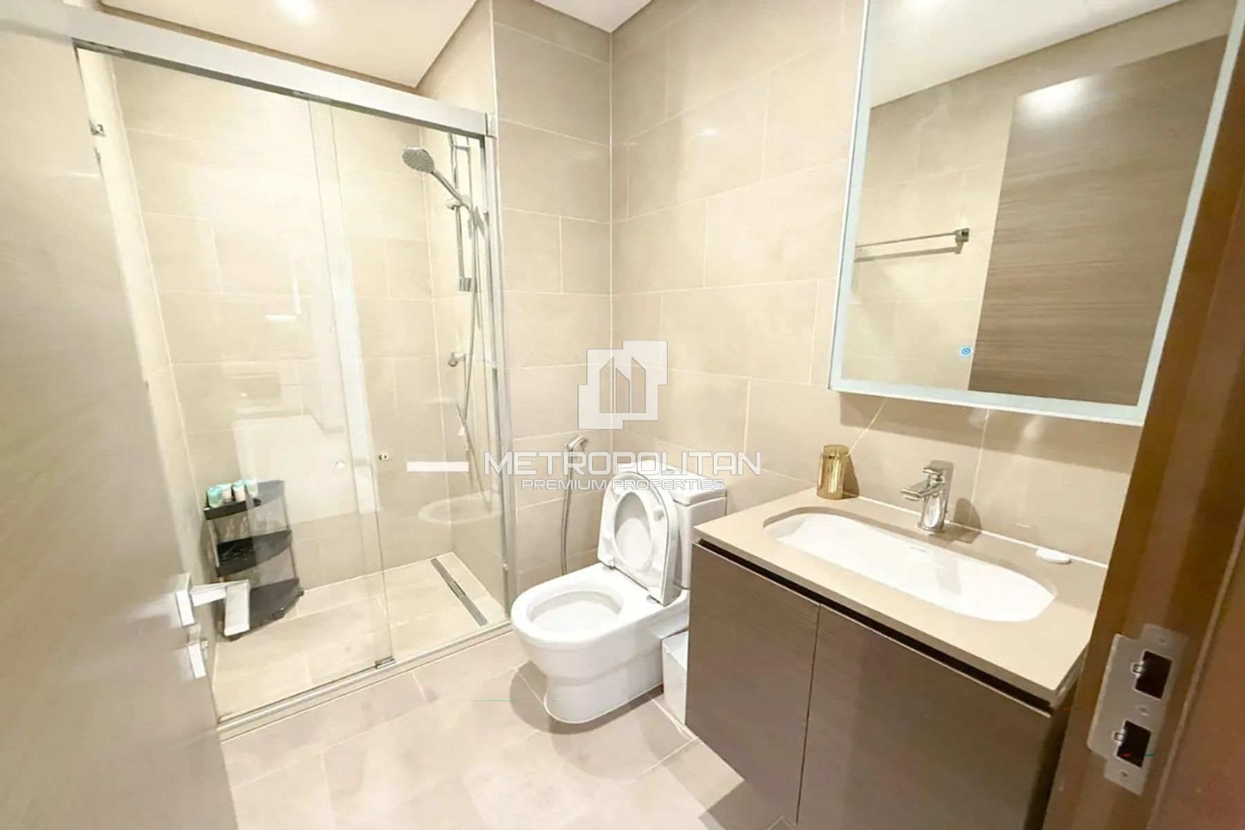 Vacant 1BR | Skyline View | Prime Location