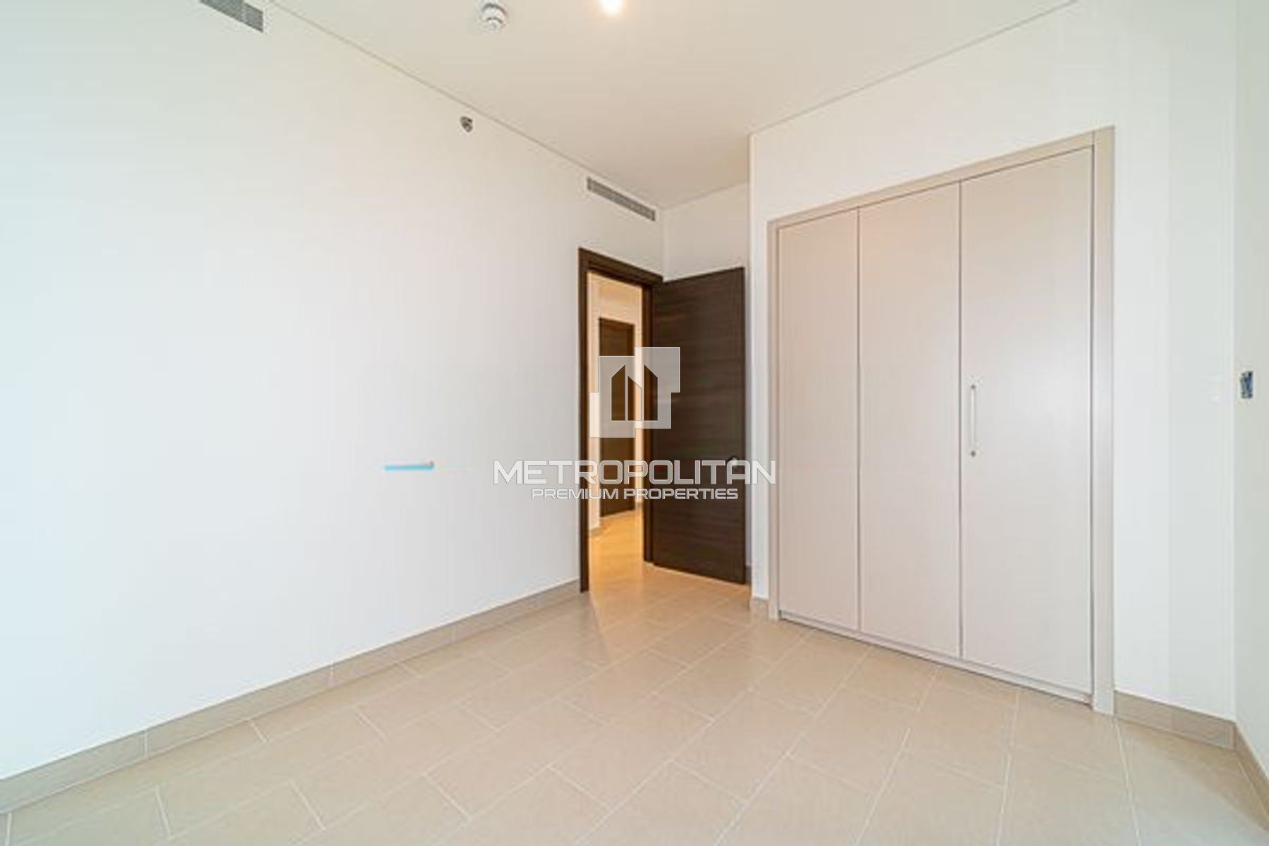 Vacant 1BR | Skyline View | Prime Location