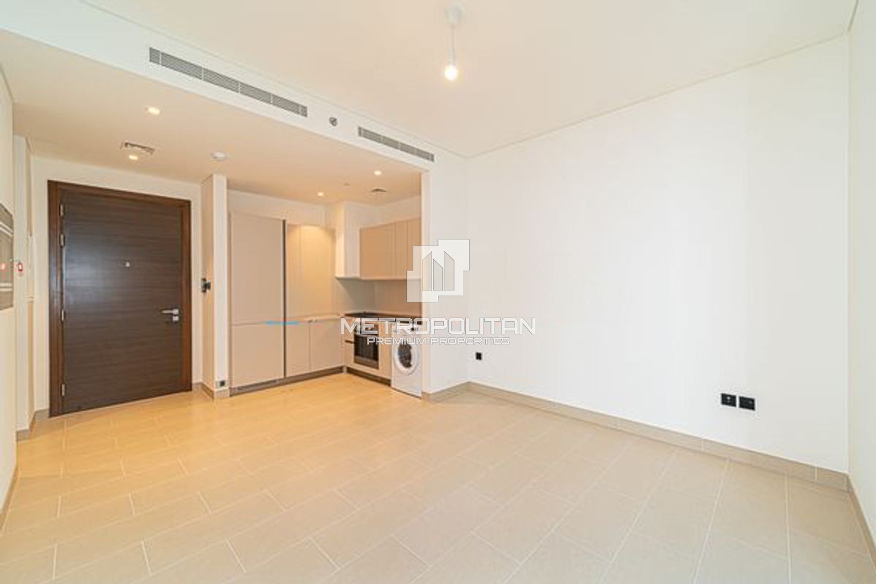 Vacant 1BR | Skyline View | Prime Location