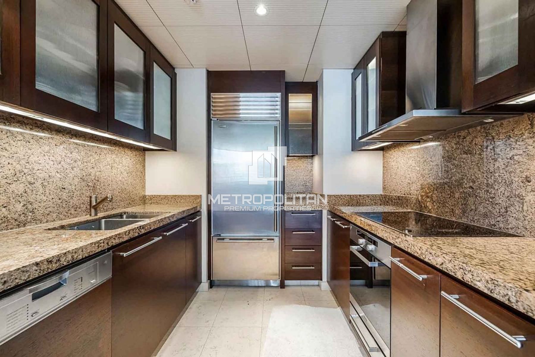 1BR Apartment for Rent in Burj Khalifa, Downtown Dubai - MPR-10781